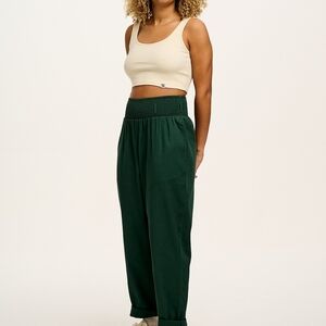 Lucy & Yak Green Women's Petite Pants